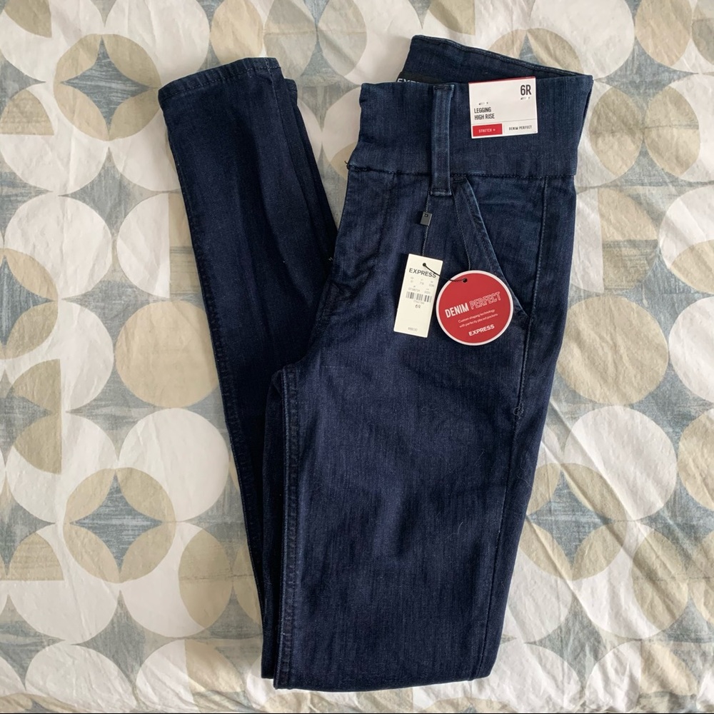 Express Stretch+ Denim Perfect leggings NWT!